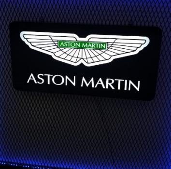 Aston Martin Logo Led Wandleuchte rechteckig