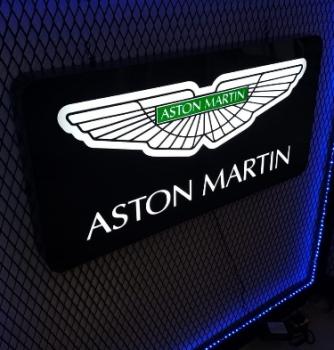 Aston Martin Logo Led Wandleuchte rechteckig