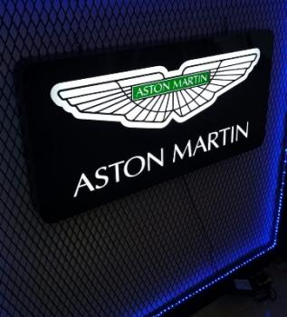 Aston Martin Logo Led Wandleuchte rechteckig