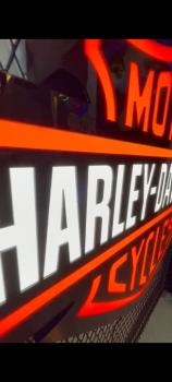Harley-Davidson beleuchtetes Wand-Emblem