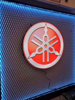 Yamaha Logo Led Leuchtschild Wandleuchte! (rund)