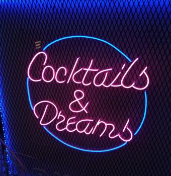 Cocktails & Dreams Neon Led advertising light for your restaurant, bar or pub!