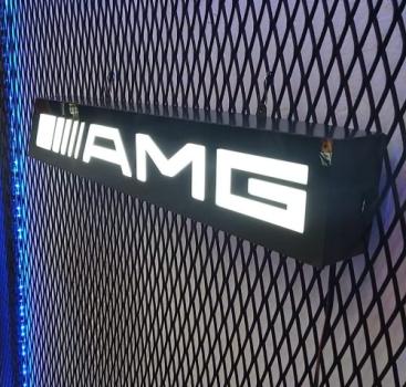 Mercedes Amg Logo Led Wandleuchte rechteckig Mercedes Amg Logo Led Wandleuchte rechteckig schmal