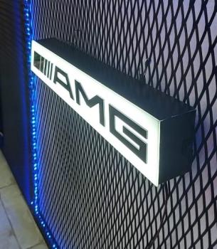 Mercedes Amg Logo Led Wandleuchte rechteckig Mercedes Amg Logo Led Wandleuchte rechteckig schmal