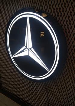 Mercedes Led beleuchtetes Wandschild rund