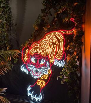 Neon Led Angry Tiger wall lamp for your home, office or shop! - Kopie
