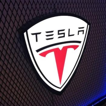 Tesla Logo Led Leuchtwerbung schildförmig