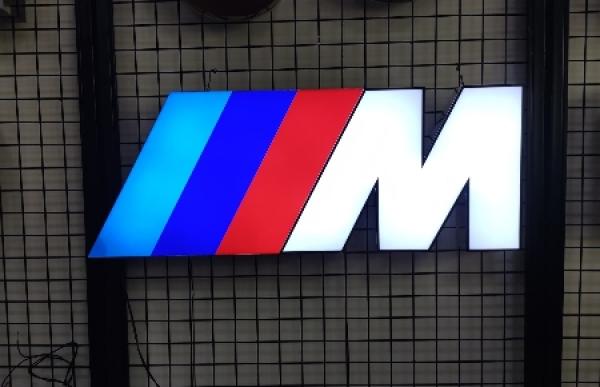 Bmw led sign -  France