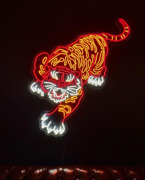 Neon Led Angry Tiger wall lamp for your home, office or shop! - Kopie